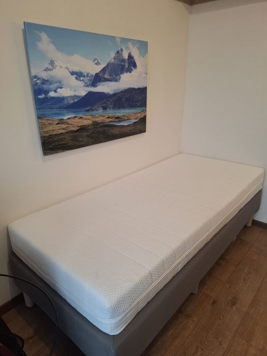 Łóżko IKEA ESPEVAR + Materac ÅKREHAMN 90x200