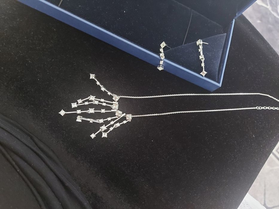 Witam spszedam komplet swarovski