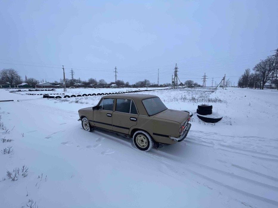 Продам срочно ВАЗ2101 на уверенном ходу