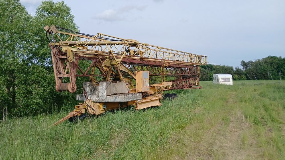 Żuraw budowlany bez UDT max 2t