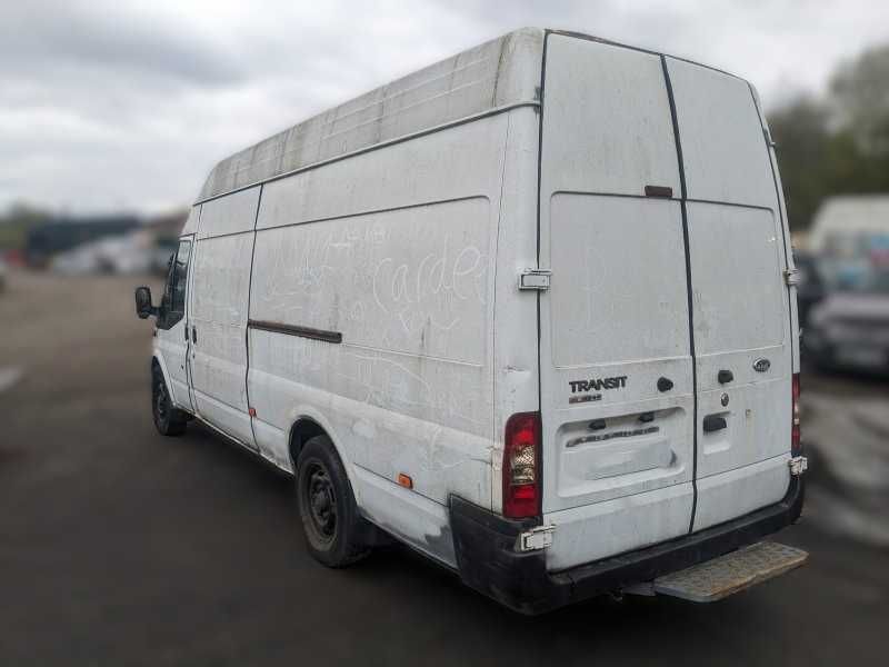 Ford Transit 2010 (Para Peças)