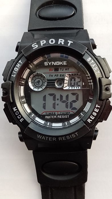 Часы Synoke ударопрочные. Водонепроницаемые.