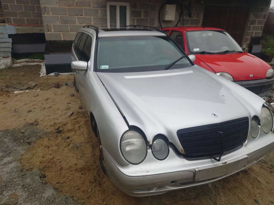Mercedes Klasa E W210 Kombi 2.0 Kompresor Masz pytania pisz dzwoń Chętnie odpowiem na pytania i podeślę więcej zdjęć na priv Zapraszam!
