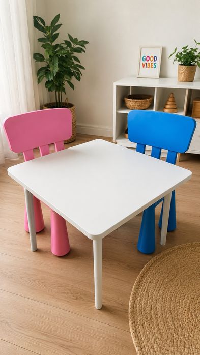 Zestaw: stolik dziecięcy  + 2 krzesełka Ikea Mammut