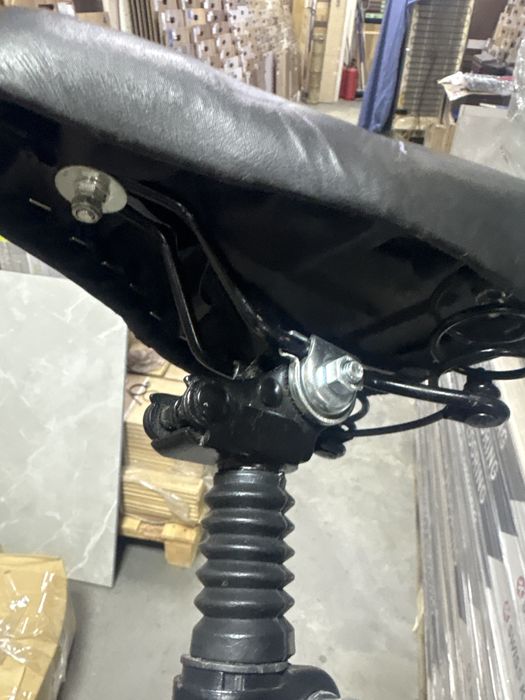 Сидіння для електросамоката