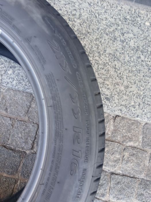 2 pneus 215 55 r16 Michelin