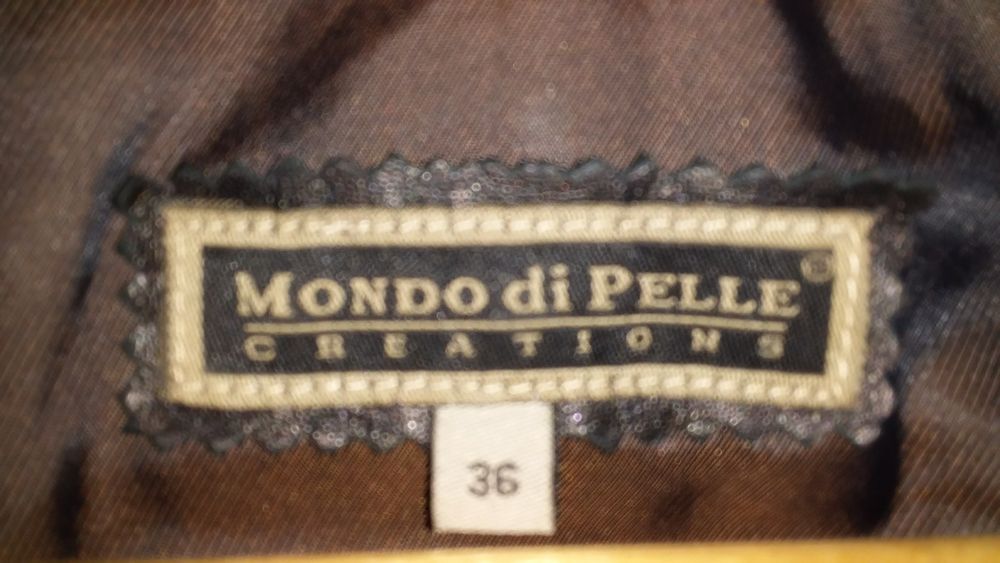 Женский кожаный плащ