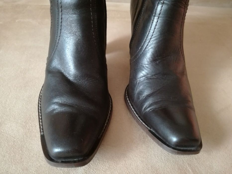 oferuję botki skórzane używane