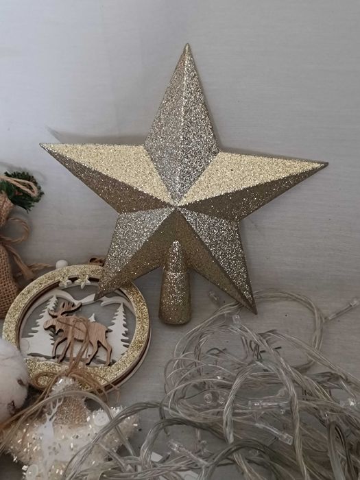 Pinheiro de Natal: Presépio e muitas decorações
