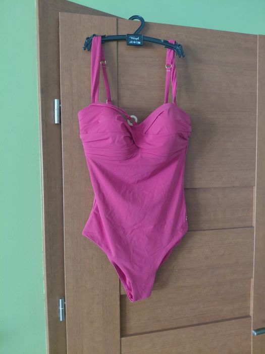 Strój kapielowy rozmiar 38b