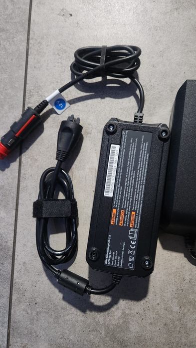 Ladowarka bosch 2A   rower elektryczny samochodowa