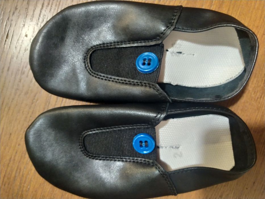 Чешки дитячі, розмір 28, устілка 16см