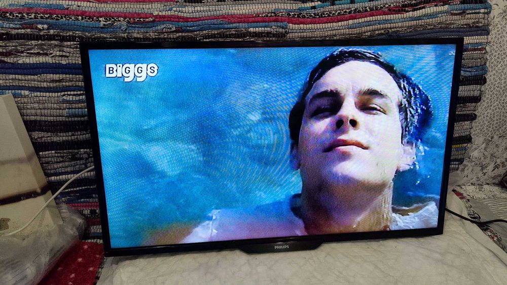 TV Philips 32PHH4309 LED, 2HDMI, SCART, USB, com suporte de parede64739821044225122