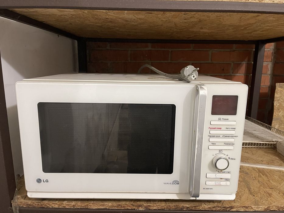 Продам микроволновку LG
