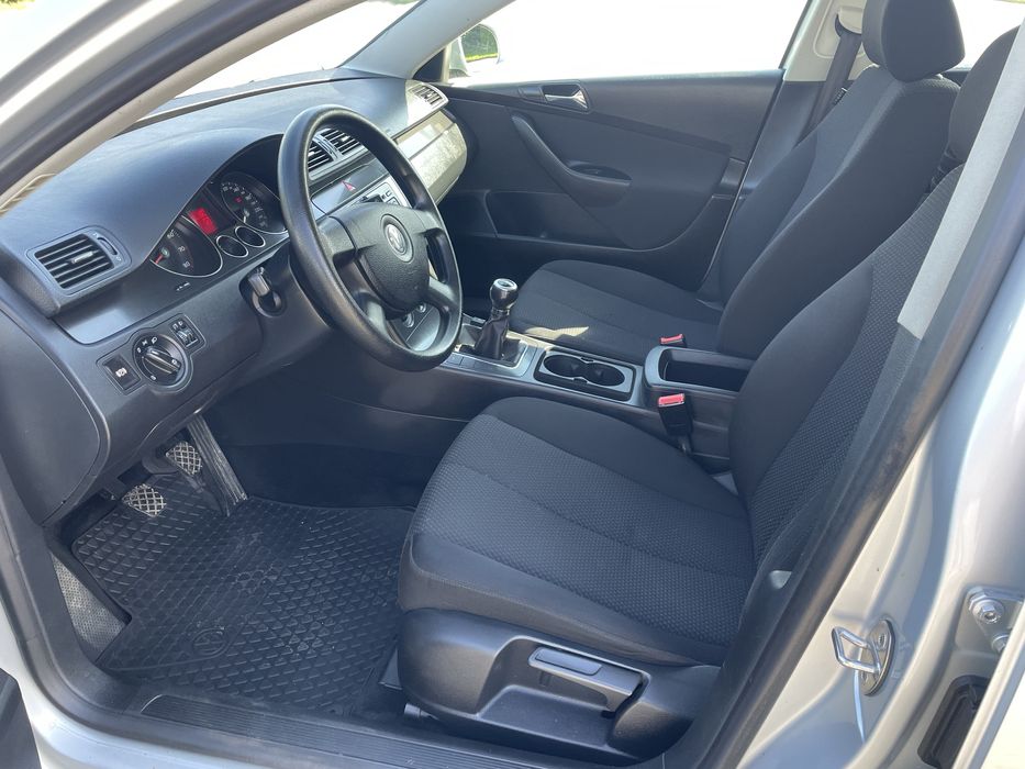 Benzyna + Lpg - zarejestrowany - sedan 2005 rok