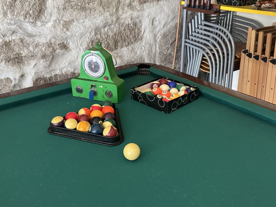 Bilhar  antigo com tudo