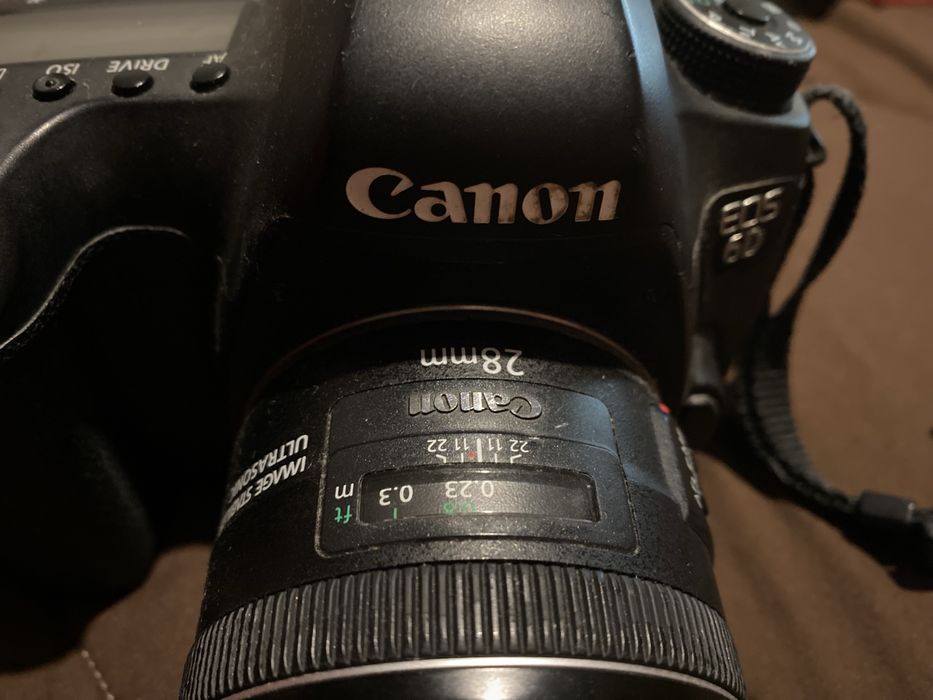 Máquina fotografica Canon EOS 6D