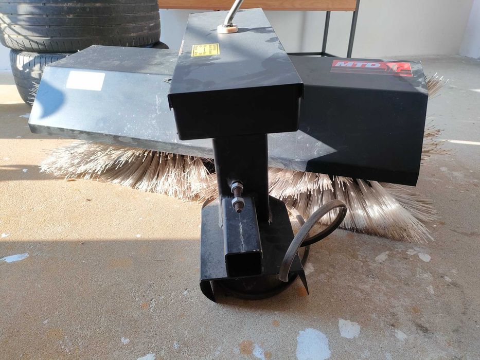 Zamiatarka szczotka MTD