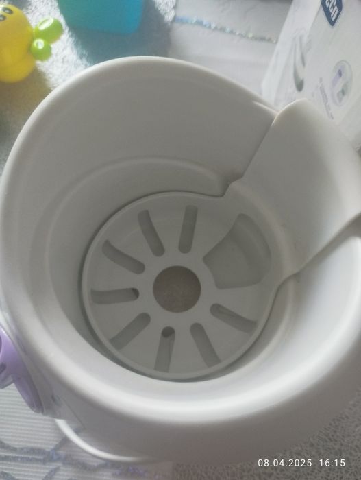 Електропідігрівач для пляшечки чи дитячого харчування