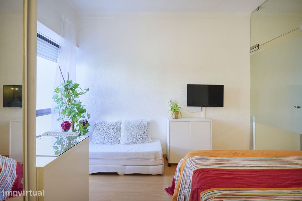 Estudio(LOFT) zona nobre-QtªGrande, 5 mins carro Shoping Colombo metro