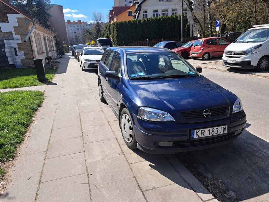 Opel Astra Karawan