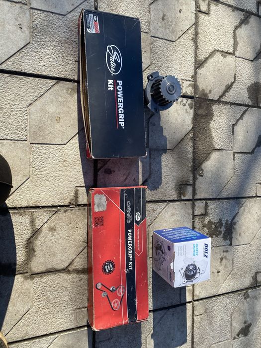 Ремень ГРМ 2ролика+помп+ш. коленвала на124 мотВАЗ2110-11-12,16кл GATES