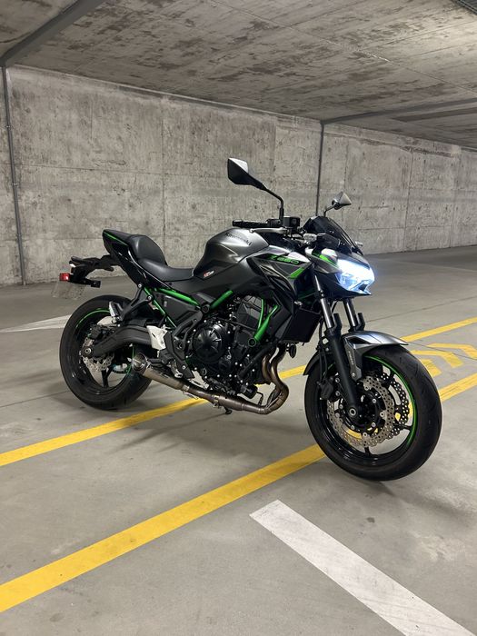 Kawasaki Z650 de 2024 Quase nova