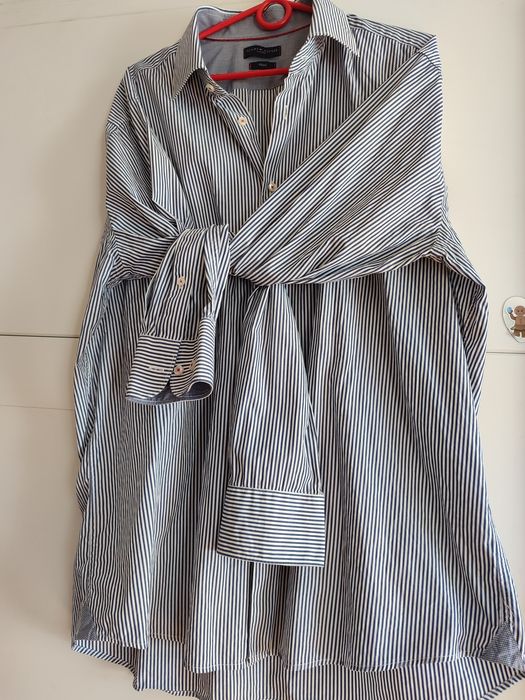 Koszula męska Tommy Hilfiger TAILORED w paskir. rozmiar 44
CENA: