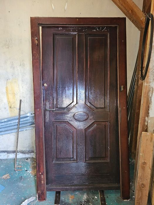 Sprzedam drzwi dębowe wejsciowe
