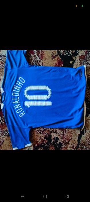 Koszulka reprezentacji Brazylii z Mistrzostw świata w 2006 roku.