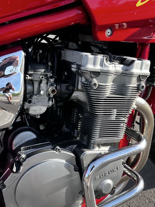 на доках! свіжопригнаний suzuki bandit 600s
