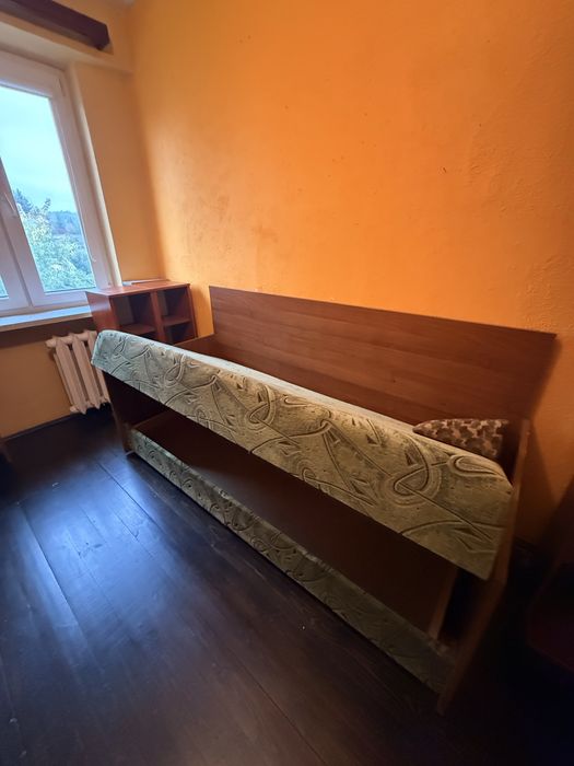 Sprzedam kanape .