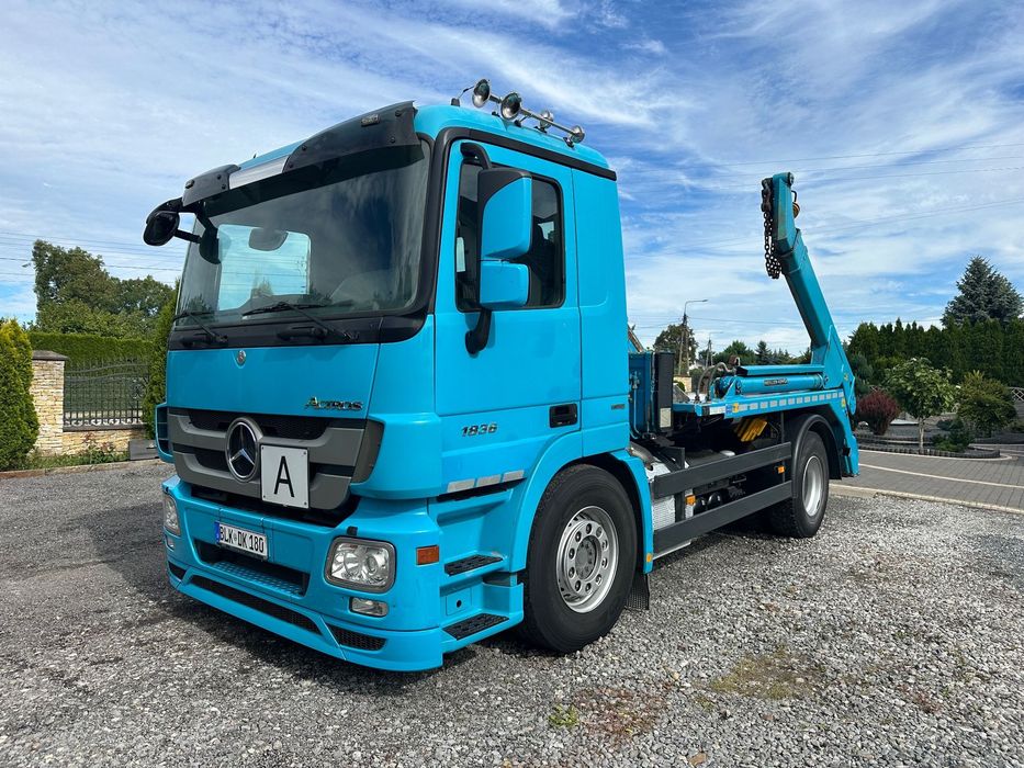 Mercedes-Benz  AXOR 1836 z Niemiec Meiller Kipper full air 437tkm EPS klima Webasto