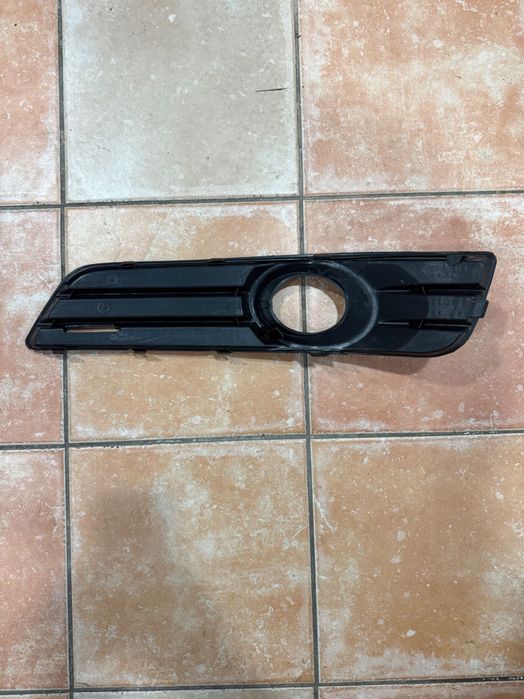 Grelha Para choque direito Audi A3