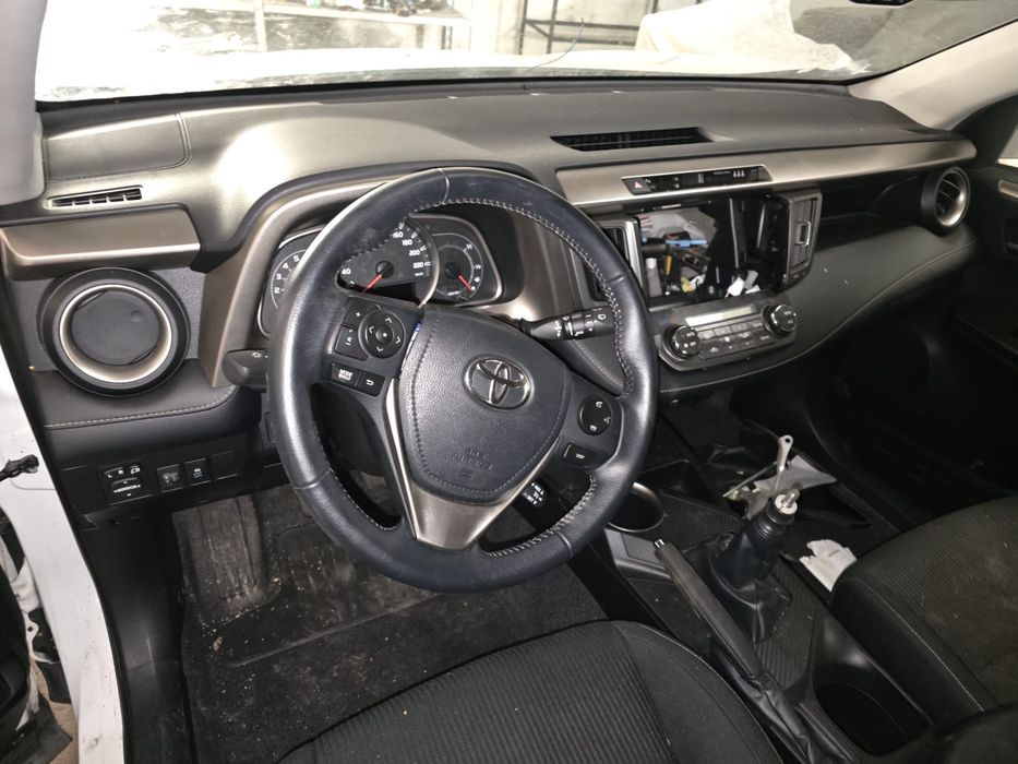 Para pecas Toyota RAV4 lV(_A4_) 2014 diesel