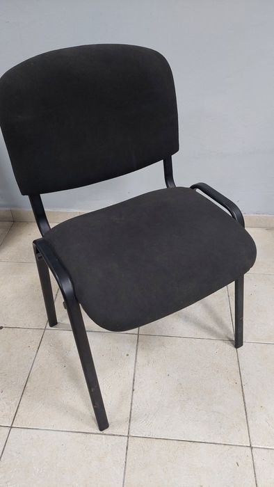 Krzesła metalowe wyściełane 2 sztuki