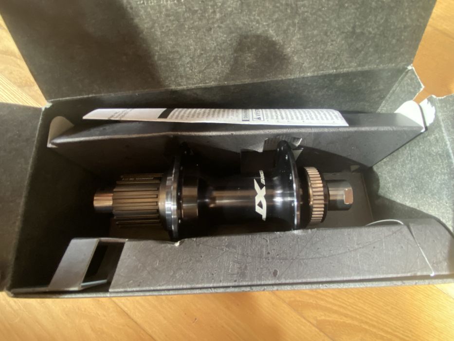 Втулка shimano deore XT нова
