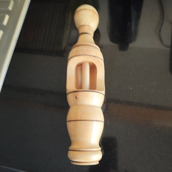 Engarrafador  de garrafas antigo