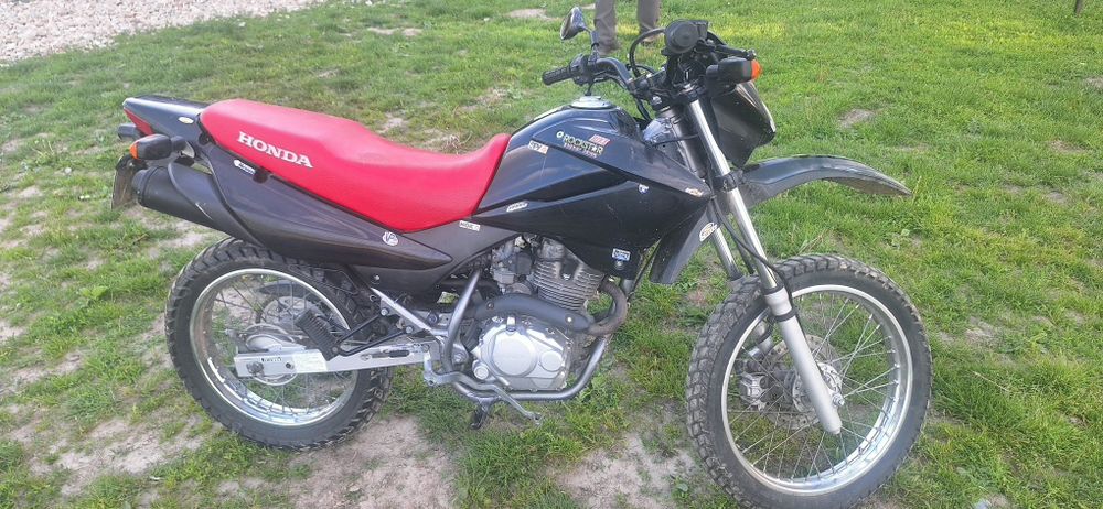 Sprzedam motocykl Honda XR125L