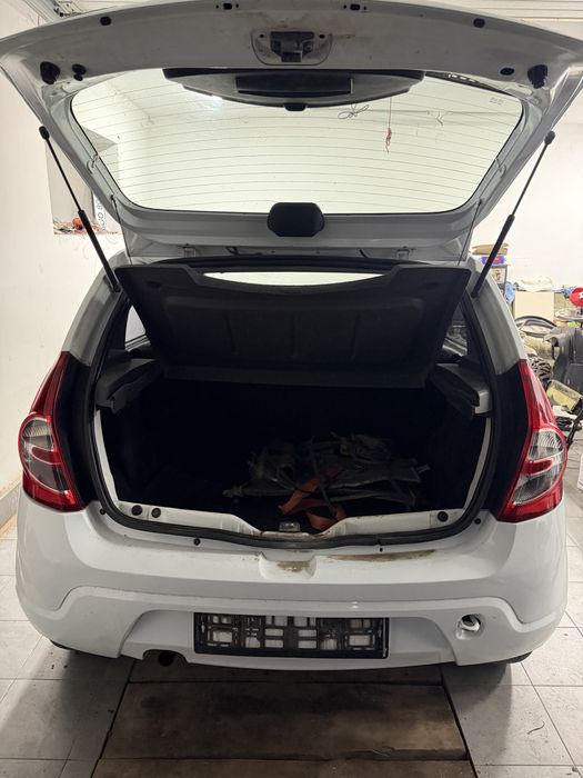 Розбірка Renault-Dacia Sandero1 Сандеро1 1.2 16v бензин(D4F734) КПП JH3077