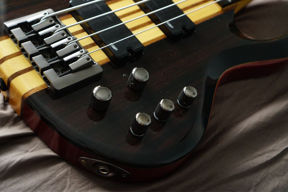 Esp ltd B-4E gitara basowa