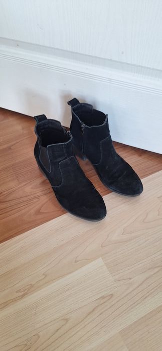 Czarne Botki Jesienne