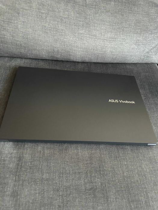 Portátil ASUS Vivobook proc. i5 Disco 512GB RAM 16GB Full HD 15,6" como novo