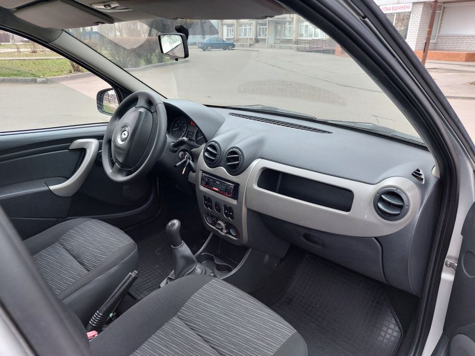 Рено логан 2012г 1.5турбо Дизель