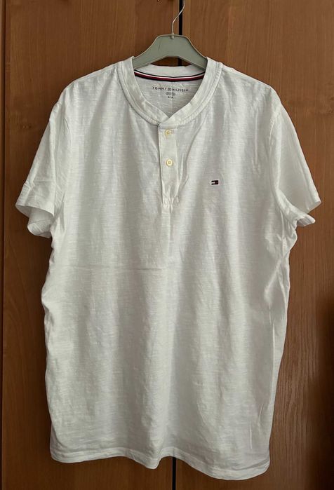 Tommy Hilfiger T-shirt męski biały rozm. S/M stan bdb.