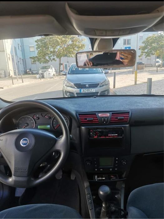 Fiat Stlio      2002