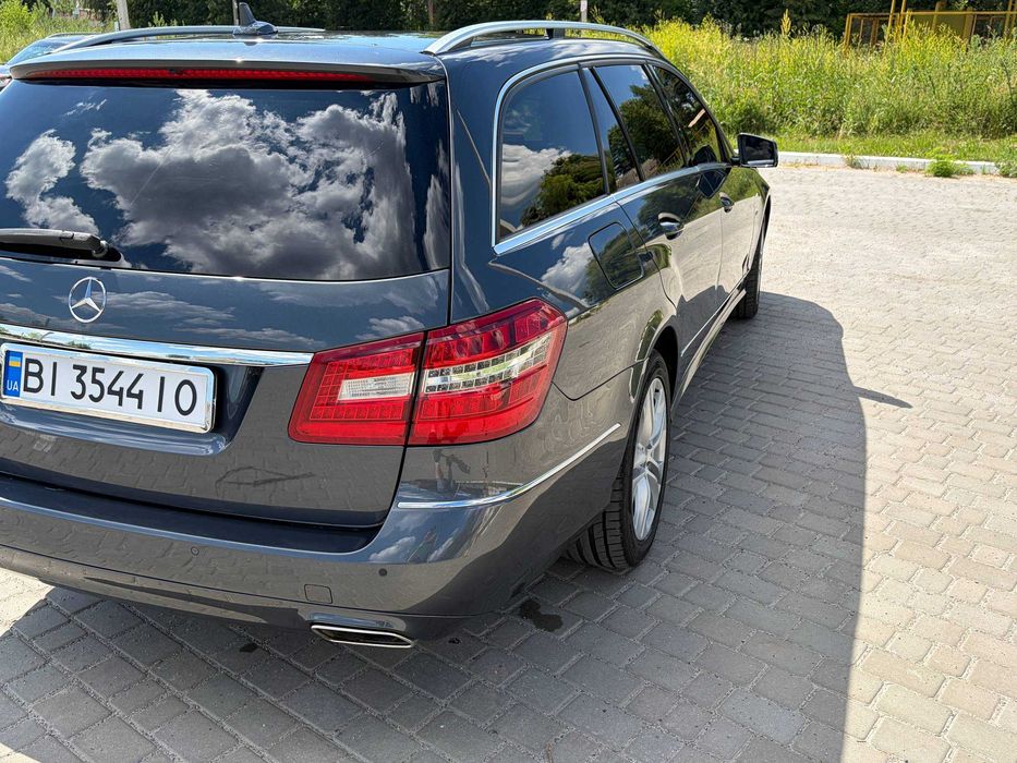 Mercedes-Benz E-Class 212
