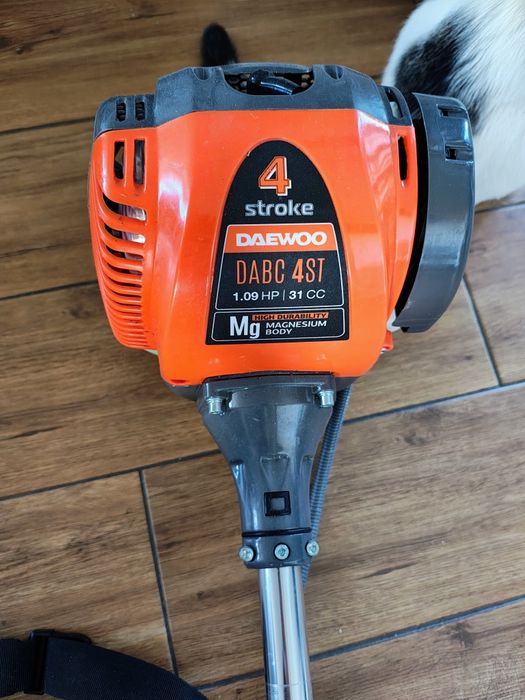 Kosa spalinowa Daewoo DABC 4ST  4-suw
