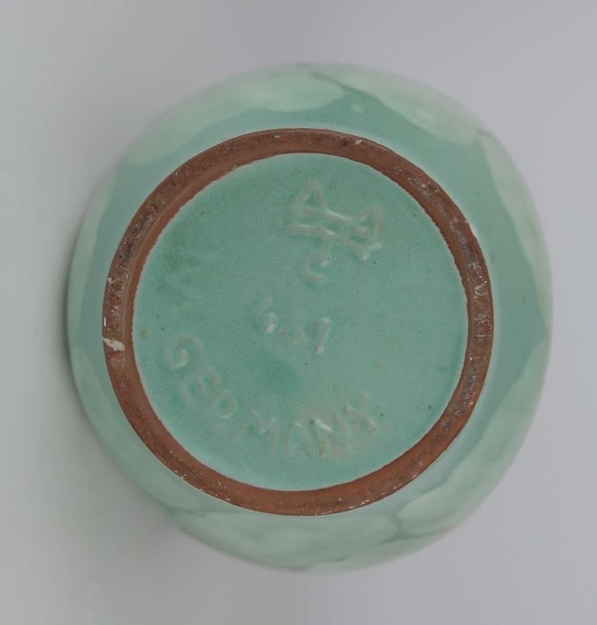 Conjunto de faiança modernista Europeia