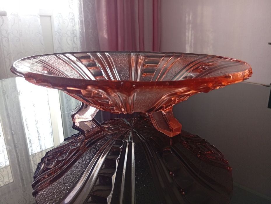 Винтажная фруктовница,розовое стекло, арт-деко.